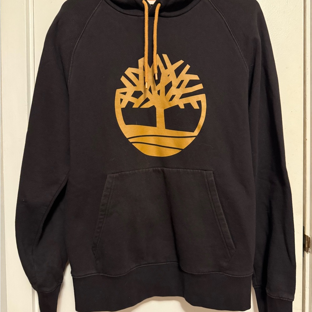 Timberland Men's Black and Gold Logo Sweater‎
